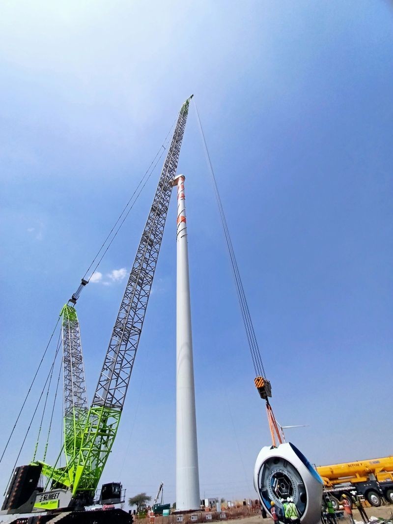 ZCC9800W CRAWLE CRANE