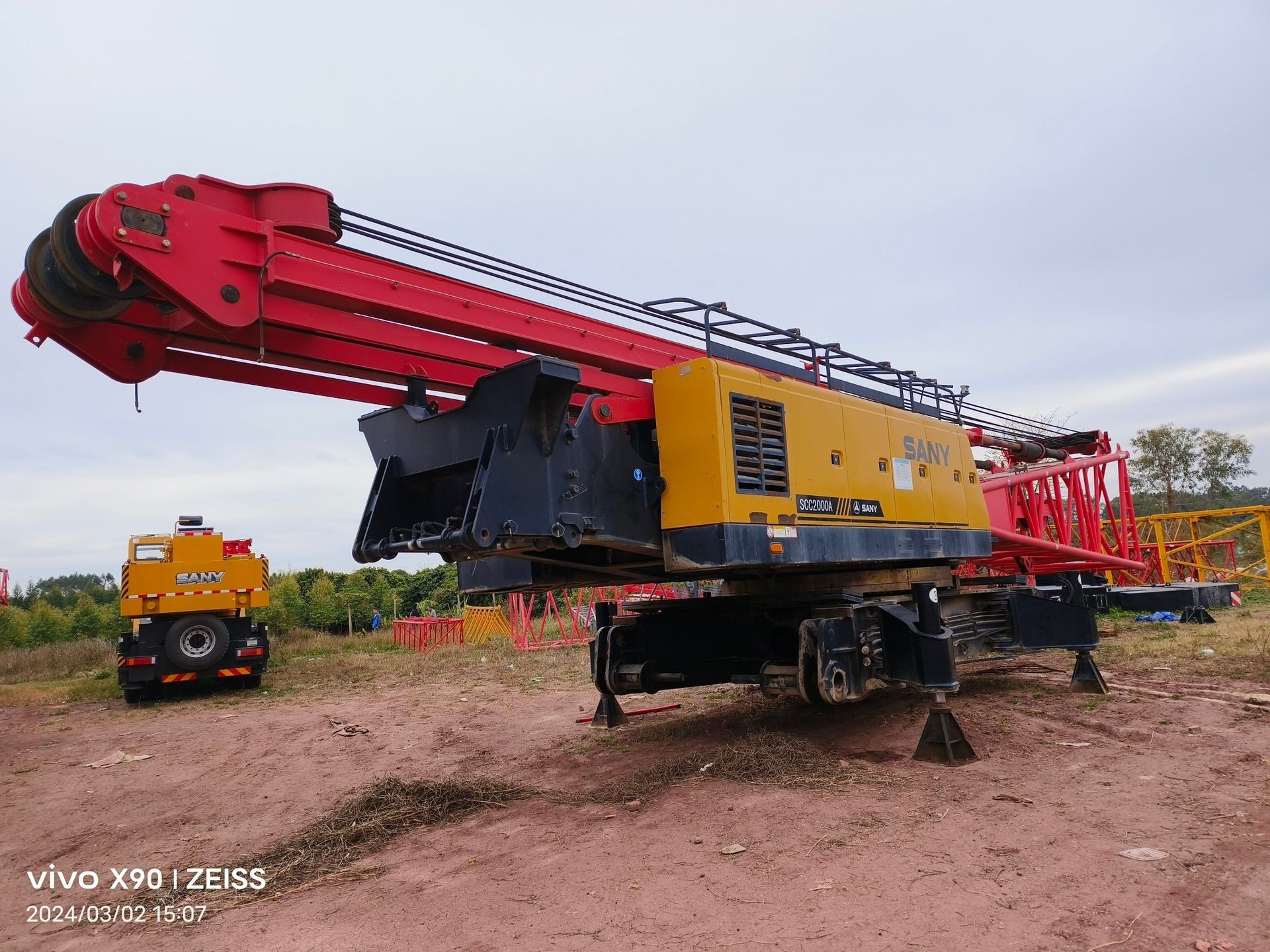 SANY SCC2000A Crawle Crane