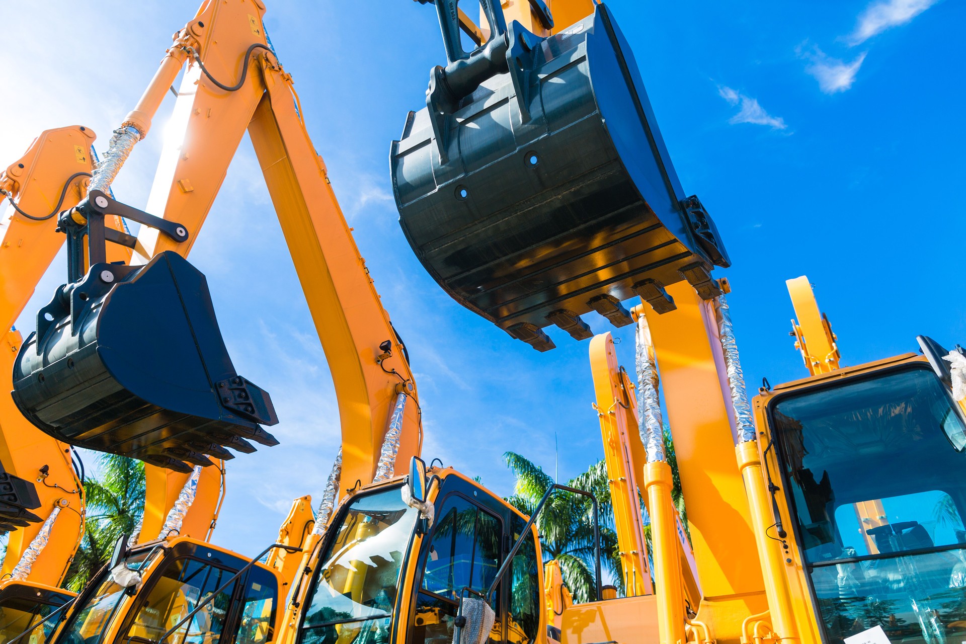 Shovel excavator on Asian  rental company site
